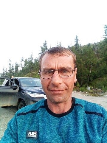 Вадим, 42, Krasnoye