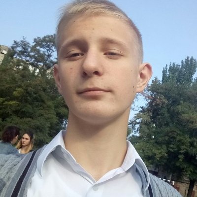 Артём, 19, Mariupol