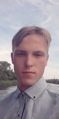 Кирилл, 18, Kurba