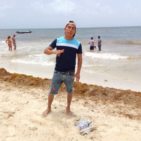 Rodolfo, 27, Playa del Carmen