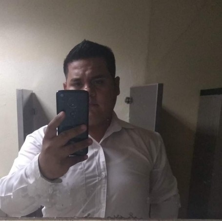 Luis, 27, Monterrey
