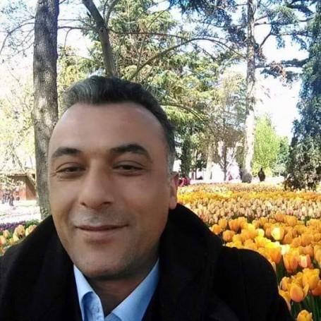 Metin, 47, Istanbul