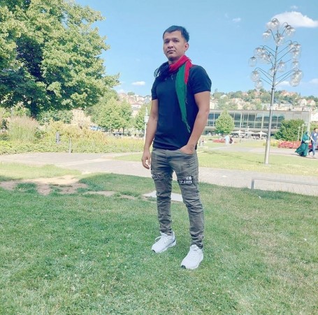 Hussain, 24, Stuttgart