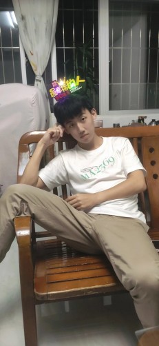 Qife, 18, Guangzhou
