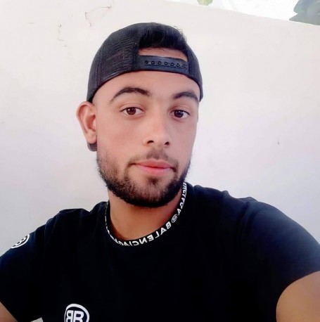 Yassine, 20, Sebaa Aioun