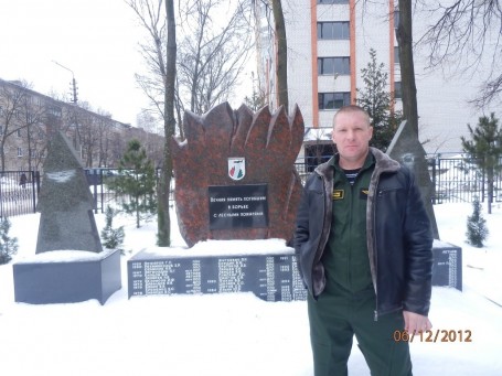 Александр, 42, Krasnoye