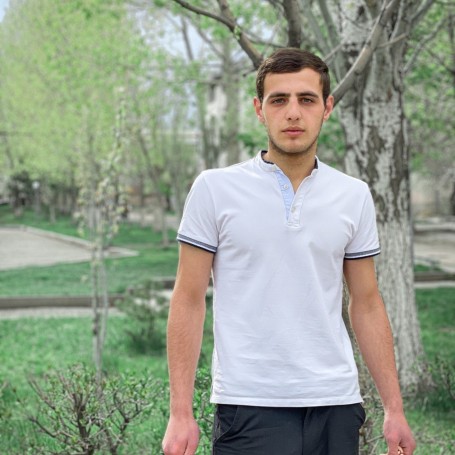 Arman, 22, Yerevan