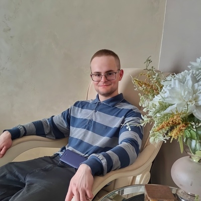 Дмитрий, 22, Buy
