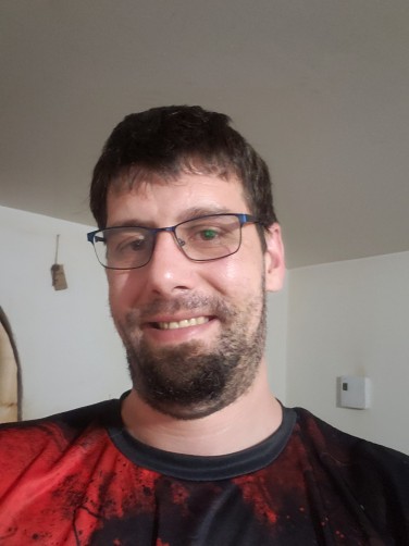 Mike, 21, Cowansville