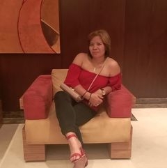 Josie, 40, Dubai