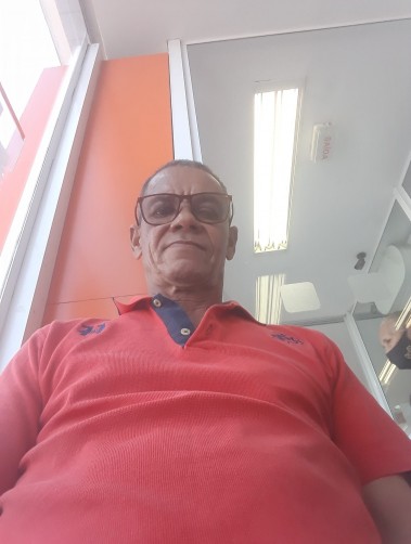 Robson, 59, Brasilia