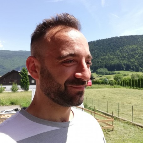 Giovanni, 38, Tione di Trento