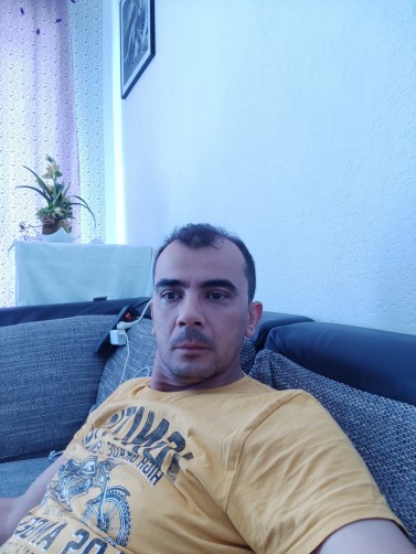 Ibrahim, 37, Bielefeld