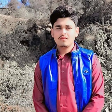 Umair, 20, Peshawar