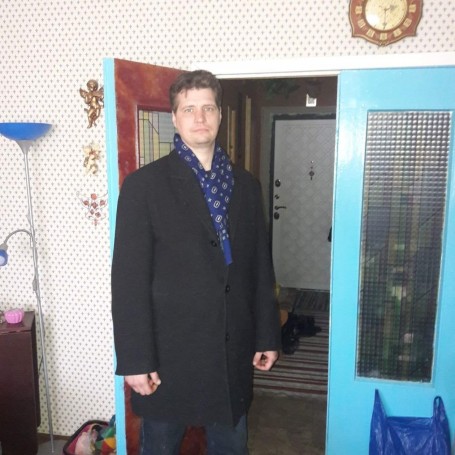 Aleksandr, 44, Narva