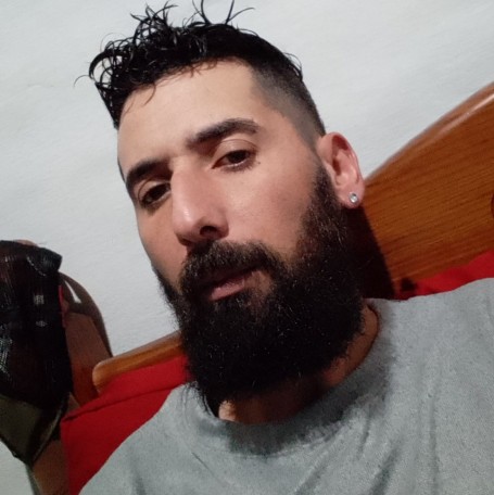 Mati, 37, Castelar