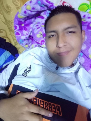 Erick, 20, Lima