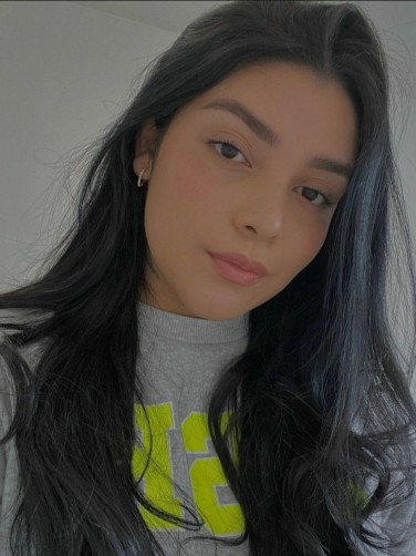 Alejandra, 21, Bogota
