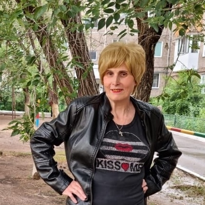 Валентина, 54, Shakhtinsk