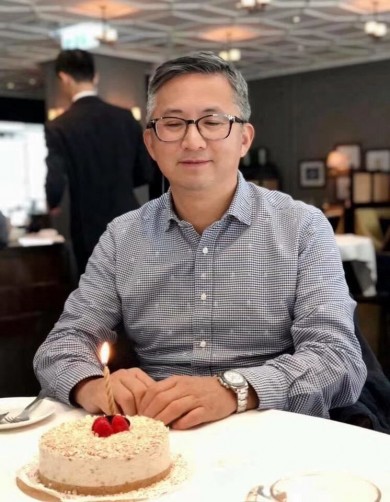 Zhifeng W.Lee, 55, Hong Erdui