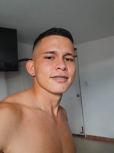 Javier, 21, Arauca