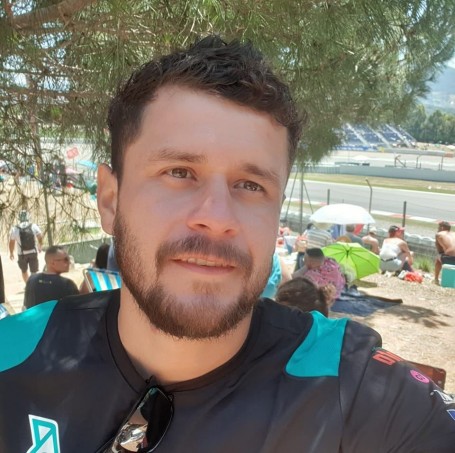 Cristian, 33, Barcelona