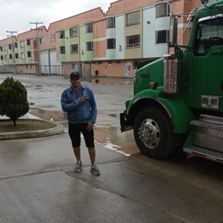 Robin, 38, Bogota