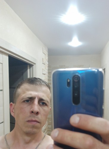 Александр, 32, Sarov