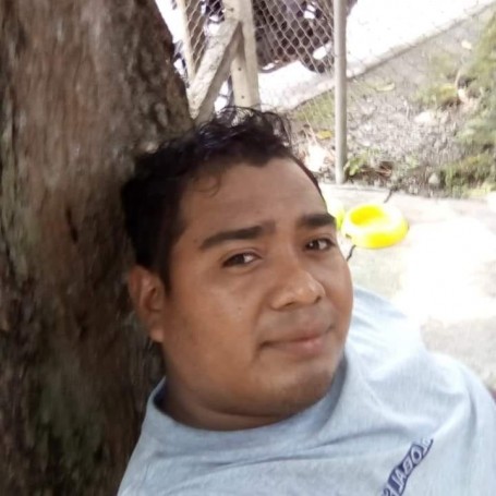 Jose H, 31, Bogota