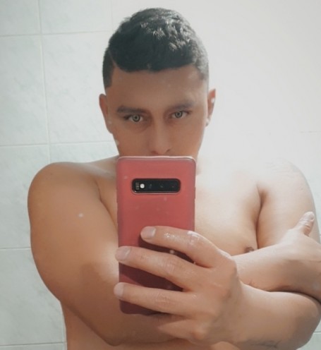Fernando, 27, Quito