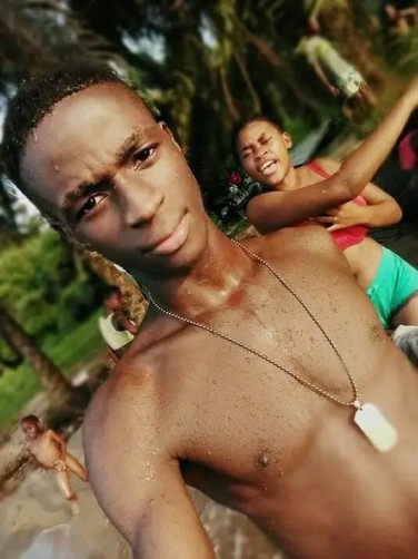 Jøzeph, 25, Libreville