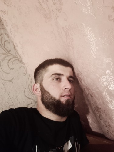 Фирузчон Зоидов, 18, Cherepovets