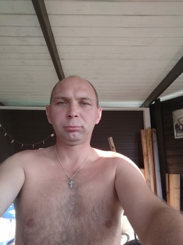 Николай, 42, Olenino
