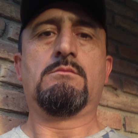 Alberto, 49, San Rafael
