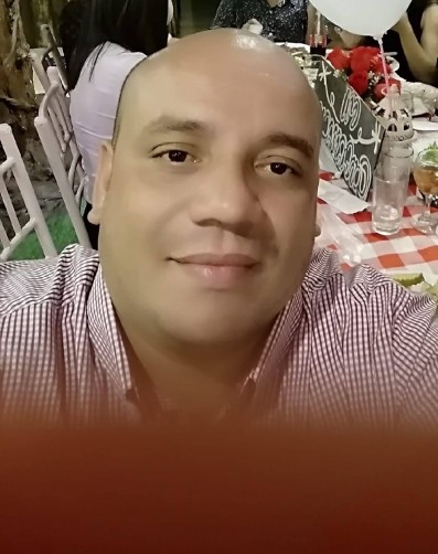 Gerardo Humberto, 40, Medellin