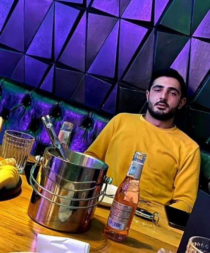 Ar, 23, Yerevan