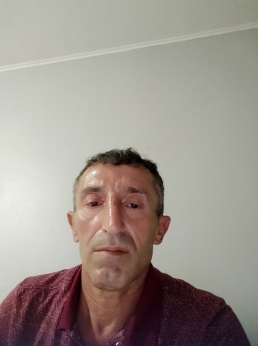 Ahmet, 51, London