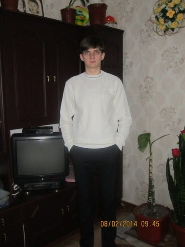 Dmitrii, 32, Shpola