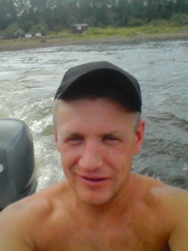 Viktor, 39, Lesosibirsk