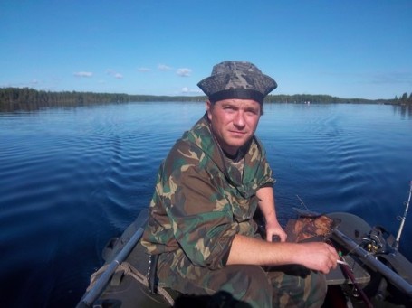 Sergey, 51, Povenets