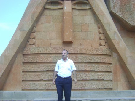 Serzh, 66, Yerevan