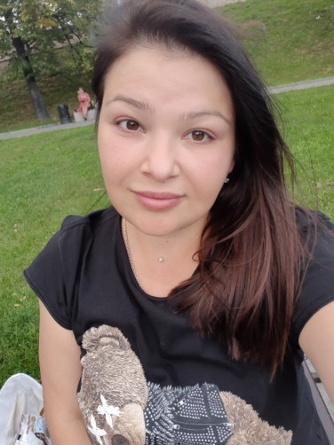 Nadezhda, 33, Yekaterinburg