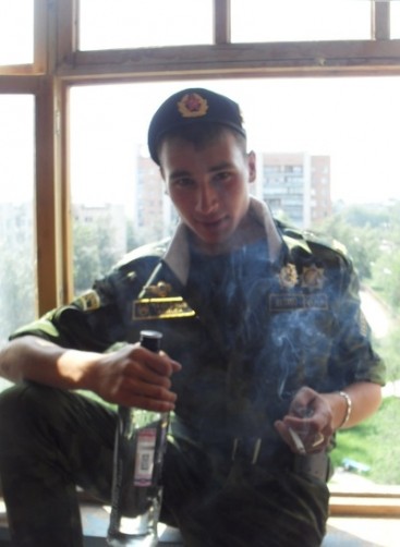 Oleg, 30, Krasnokamensk