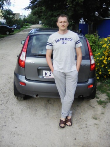 Dmitriy, 38, Gulevka
