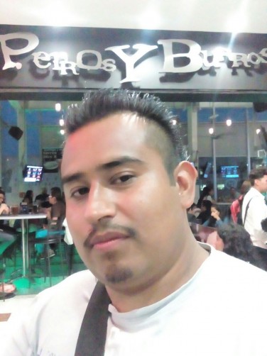 Marco, 32, Mexico City