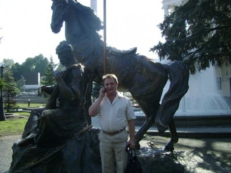 Leonid, 59, Dnipro
