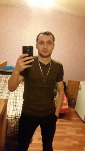 Sergiu, 34, Riscani
