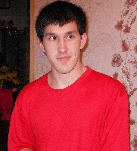 Vitaliy, 33, Kirishi