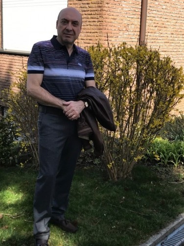 Iosif, 67, Hamburg