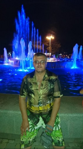 Ivan, 40, Lesosibirsk